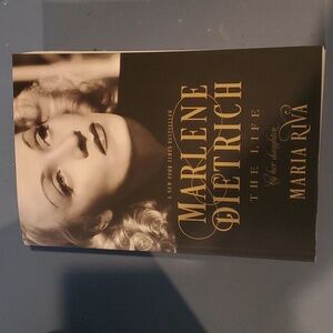 Marlena Dietrich the Life by her daughter Maria Riva